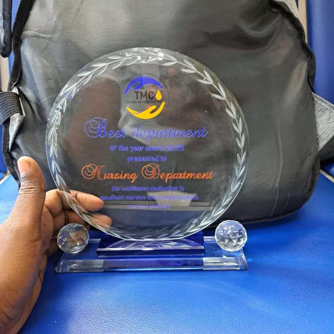 Crystal plaques